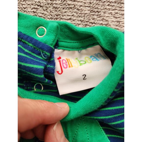 Jellybeans and Stitchy Fish Lot of 3 Size 2T Boys Outfits - Picture 3 of 8